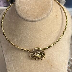 Vintage Premiere Designs gold pendant/necklace